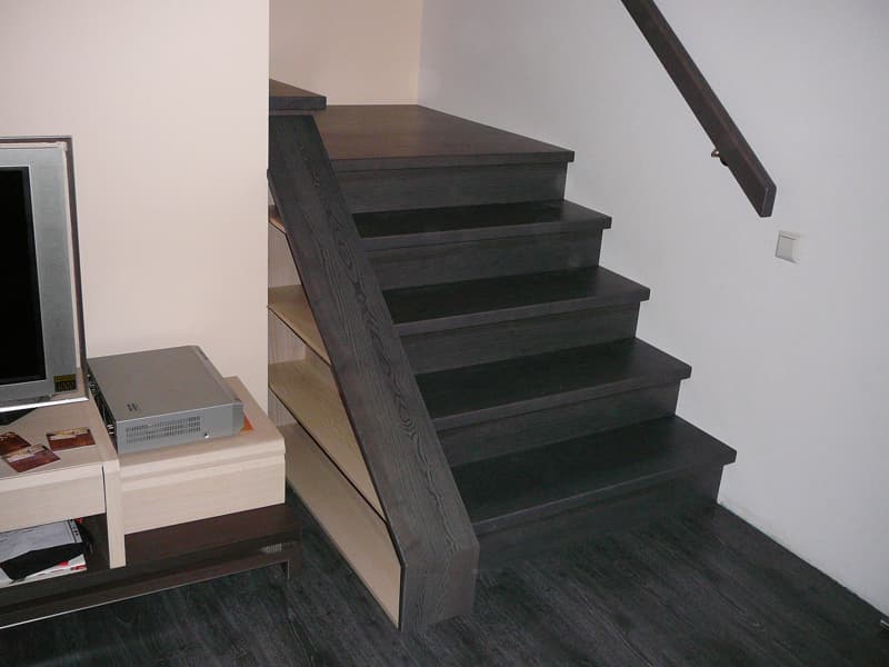 Wooden Stringer Staircases